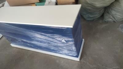 漸變色亞克力展臺3
